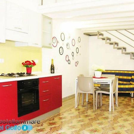 Casa Vacanza Raggio Di Sole Кастелламмаре-дель-Голфо Экстерьер фото